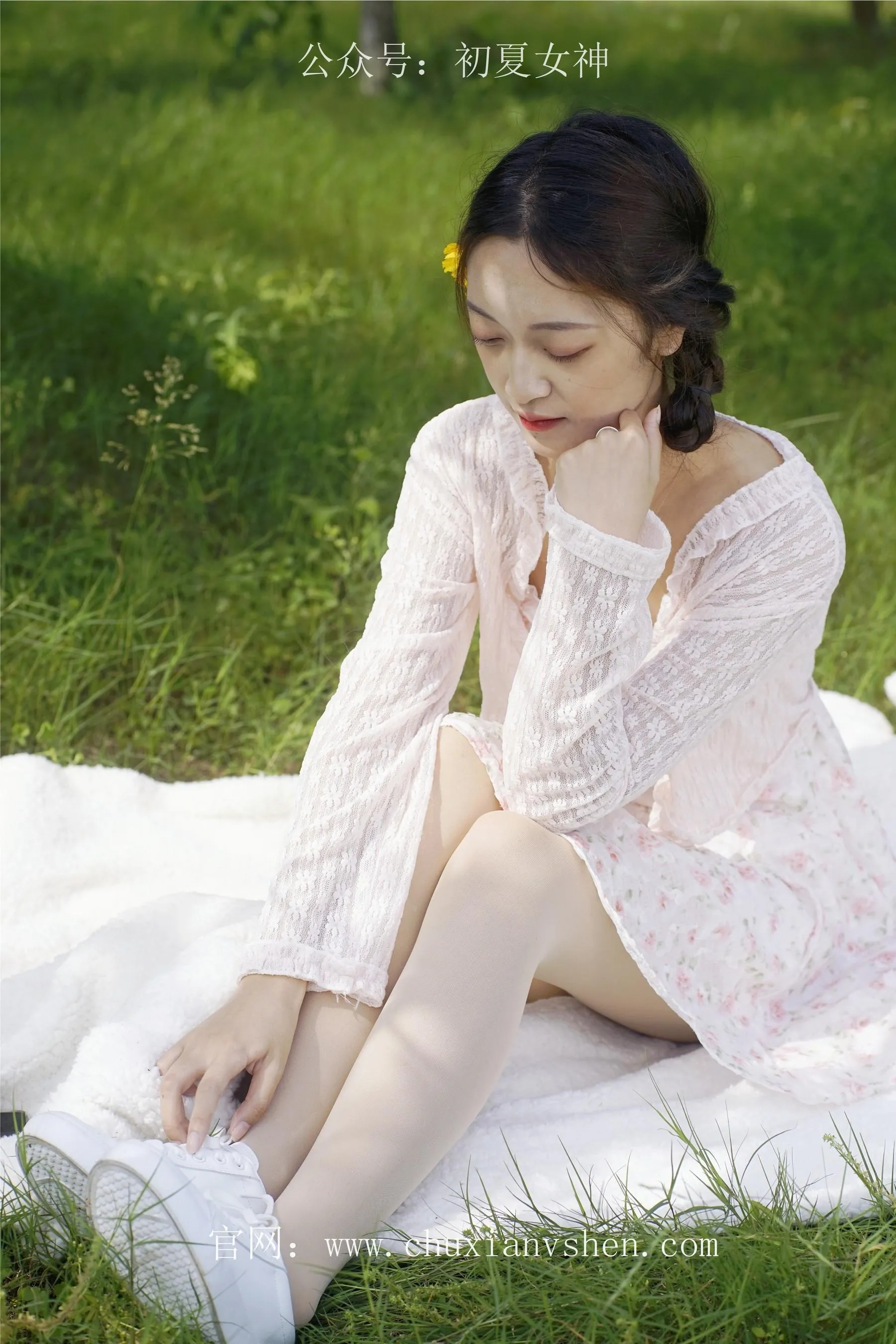 初夏女神 NO.070 依依 邻家女孩-风中少女 [122P]插图6